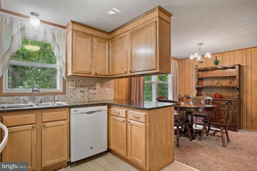 Photo of 1437 HARDING LANE