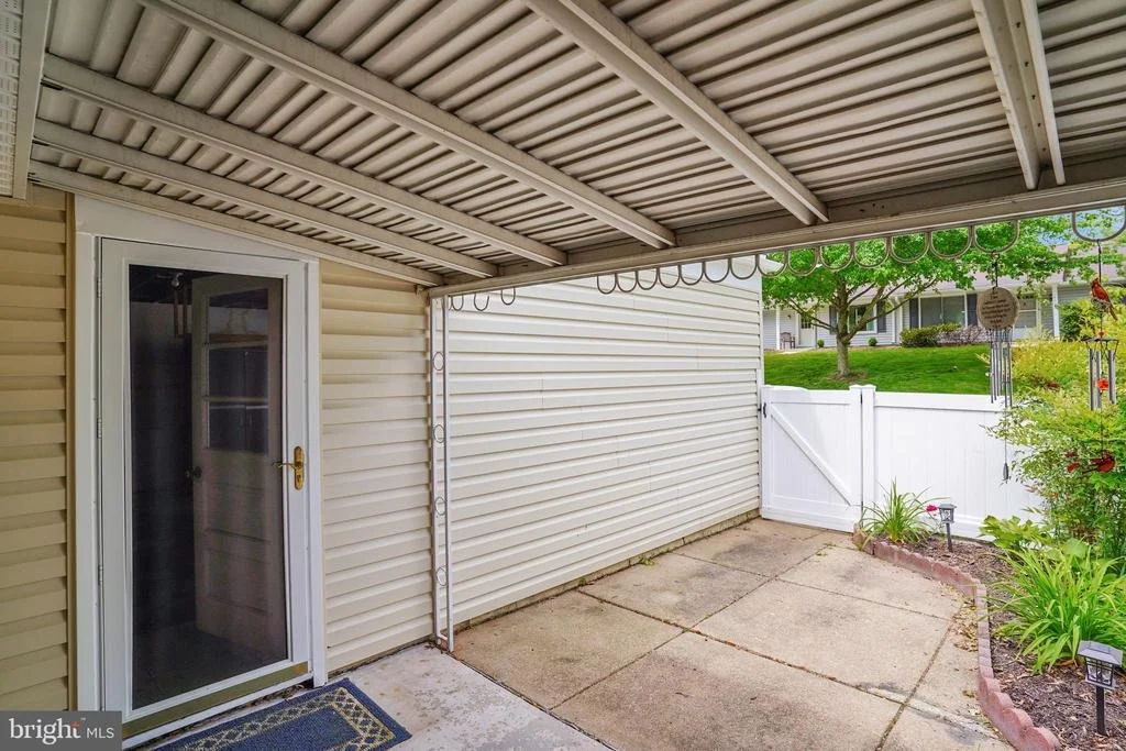 Photo of Unit 185B at 14613 KELMSCOT DRIVE