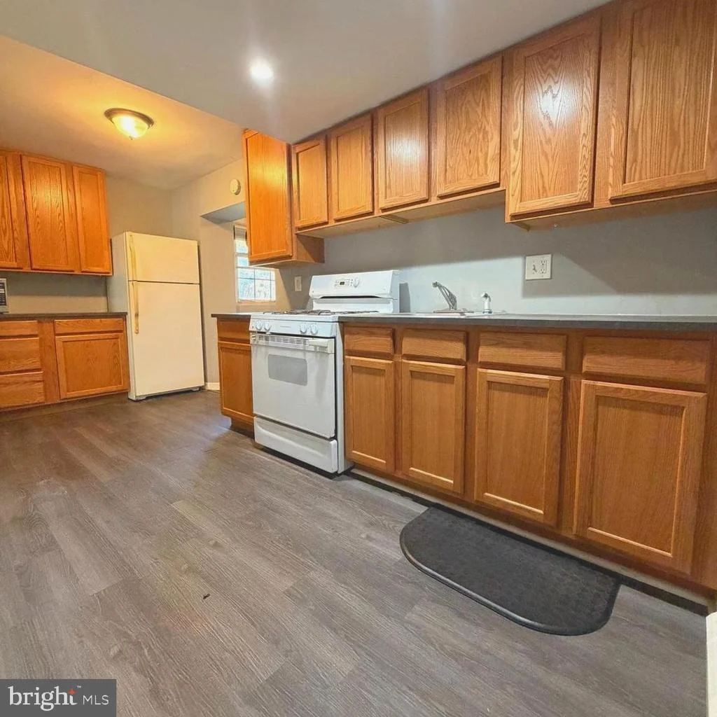 Photo of 1021 BOOKER DRIVE
