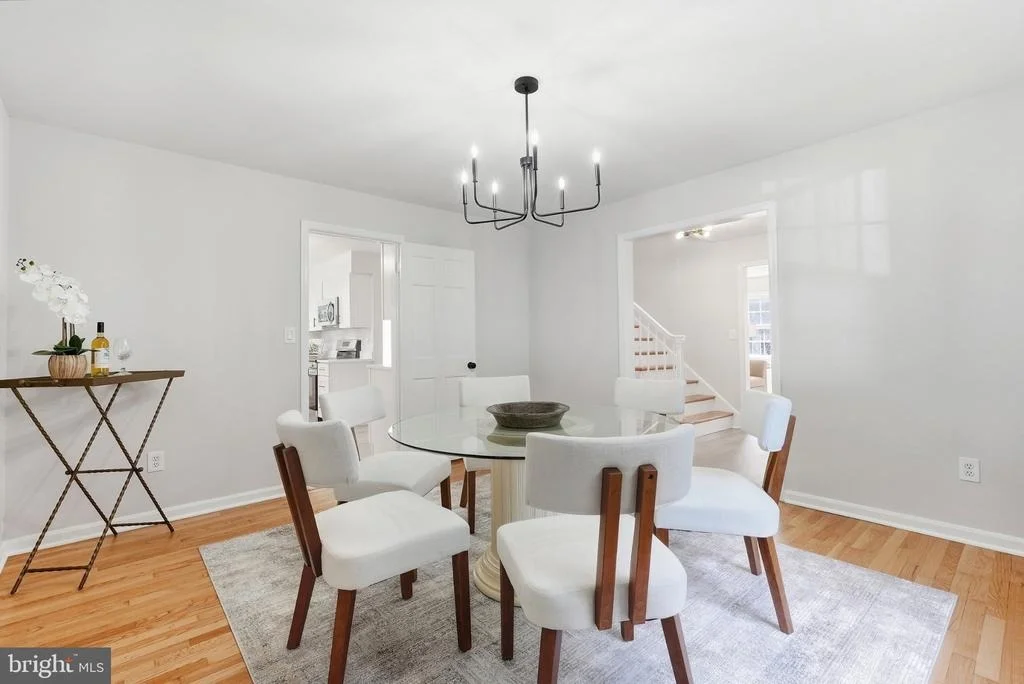 Photo of 28405 HONEYSUCKLE DRIVE