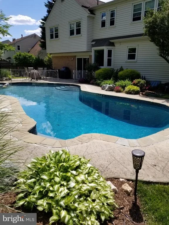Photo of 14513 NOTLEY ROAD