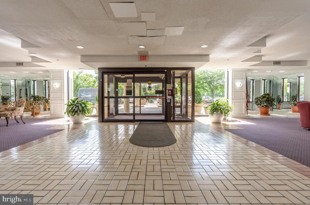 Photo of Unit 5607 at 3330 N LEISURE WORLD BOULEVARD