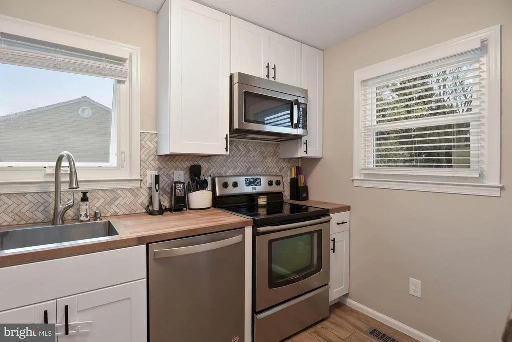 Photo of 5603 HARBOR VALLEY DRIVE