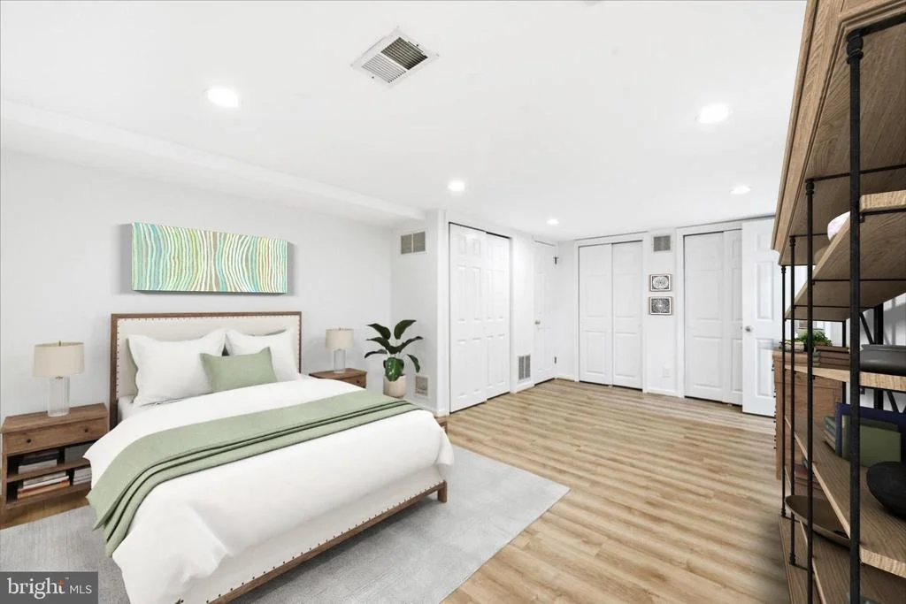 Photo of 7109 MEADOW LANE