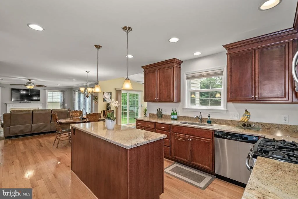 Photo of 305 GENESIS WAY