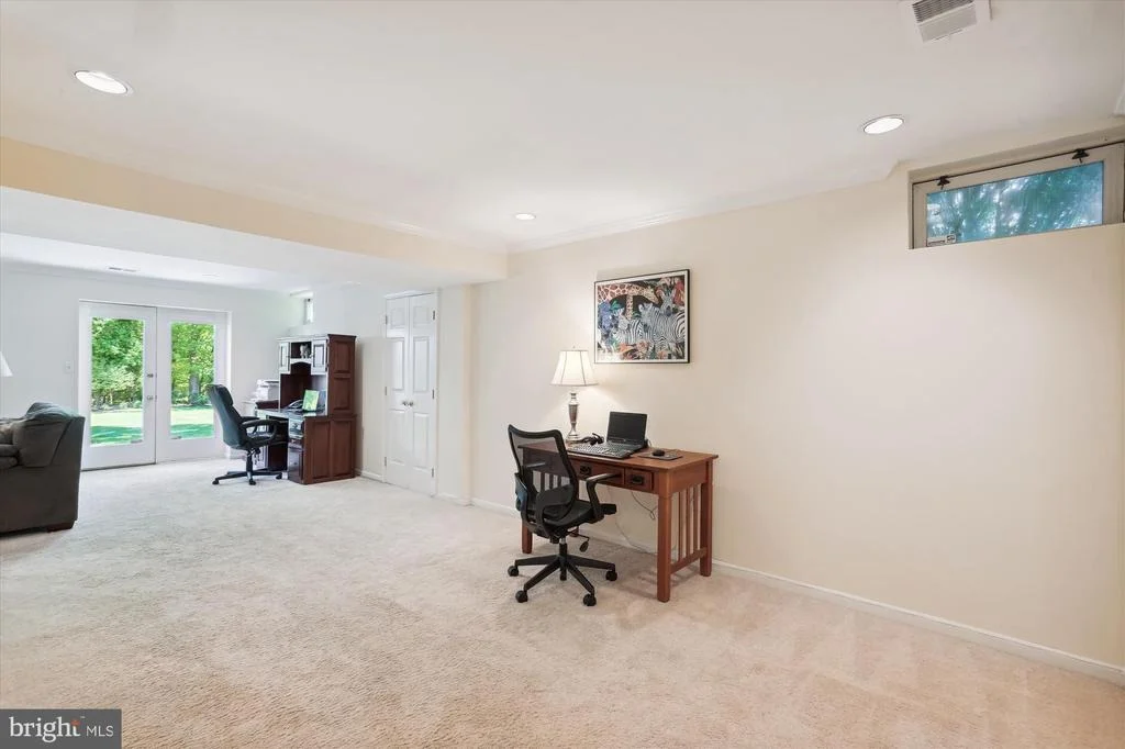 Photo of 18521 AZALEA DRIVE