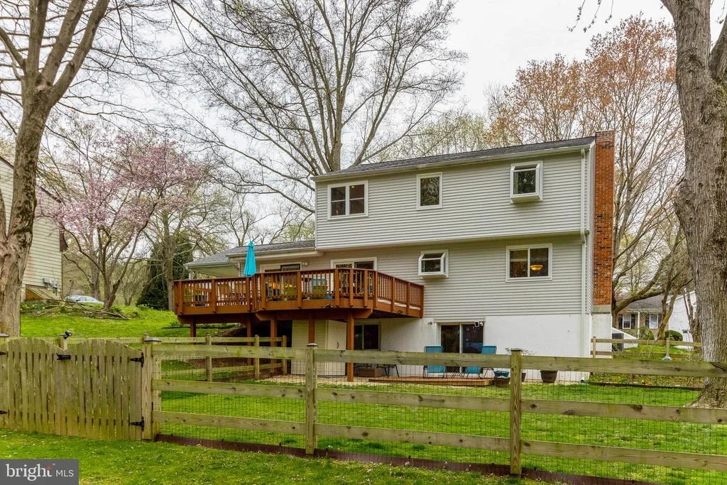Photo of 16921 OLDE MILL RUN