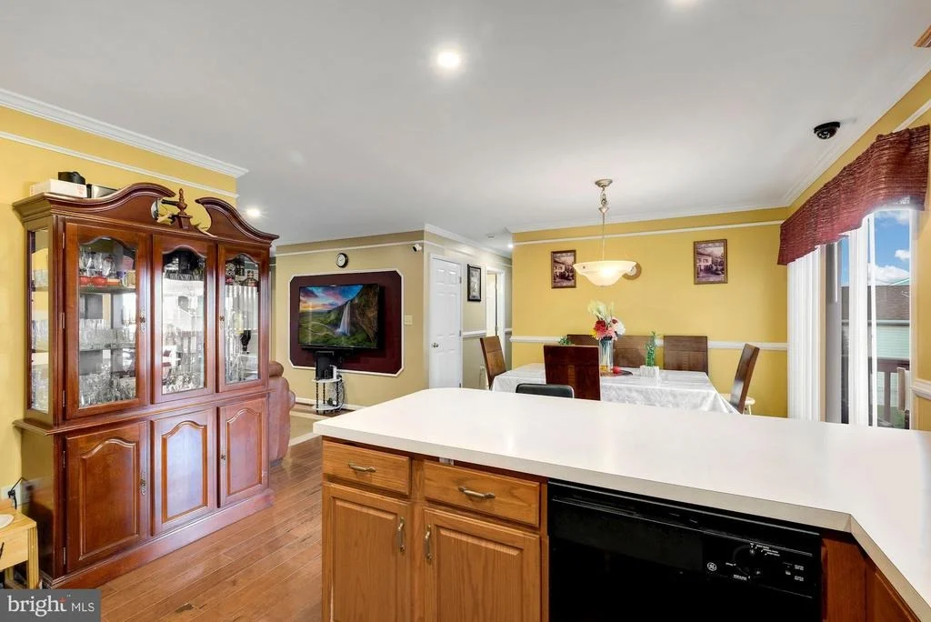 Photo of 425 CHARTRIDGE DRIVE