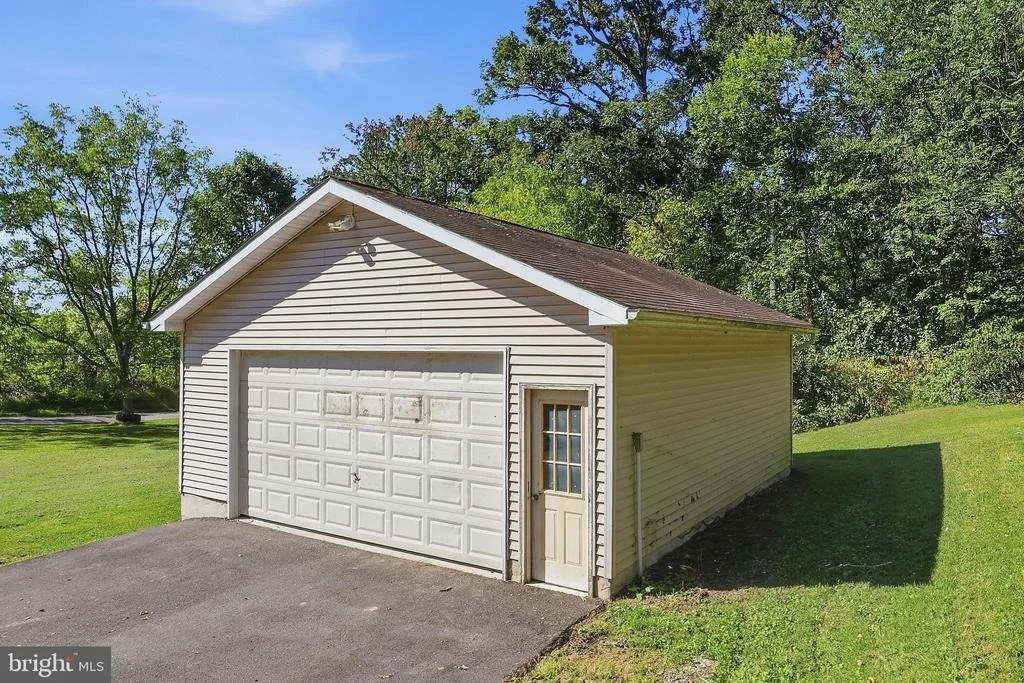 Photo of 10652 DORCUS ROAD