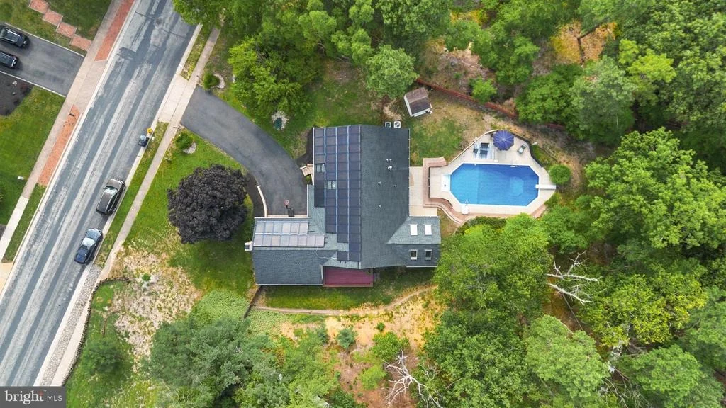 Photo of 10 SILVER HILL LANE