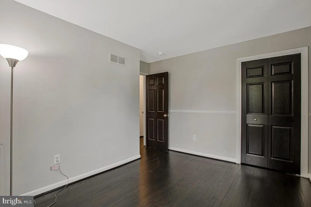 Photo of 454 MANOR ROAD
