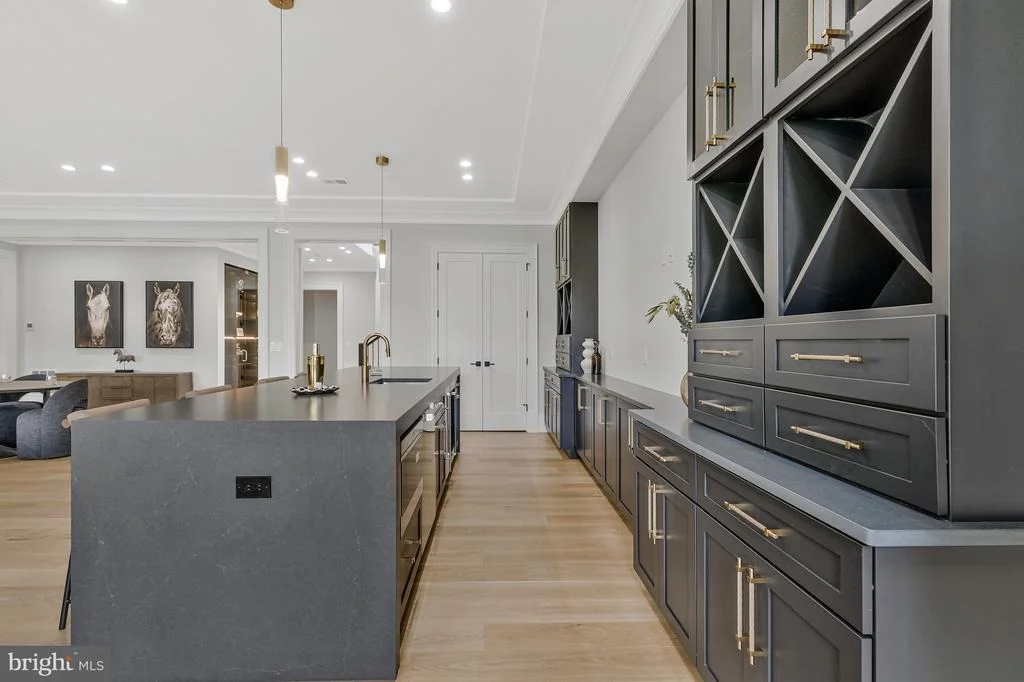 Photo of 1101 CLOVER DRIVE