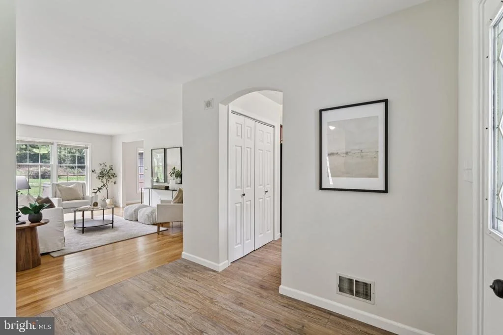 Photo of 7584 CARLIN ROAD