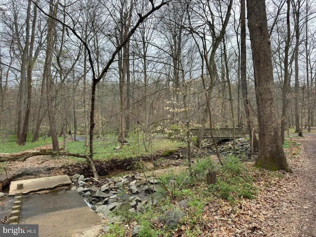 Photo of 8265 PRIVATE LANE