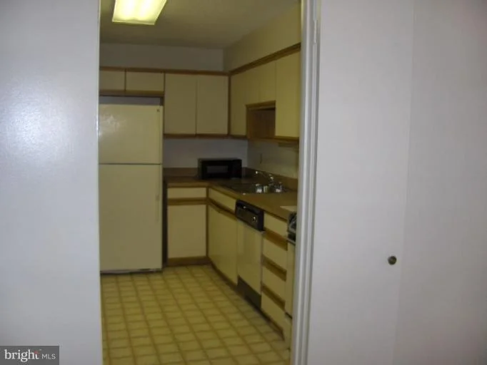Photo of Unit 102 at 15100 INTERLACHEN DRIVE