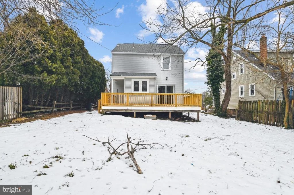 Photo of 10 HILLSIDE ROAD