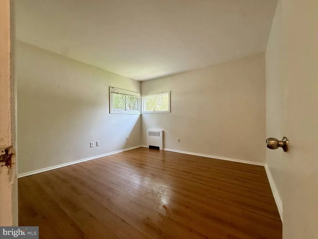 Photo of 8 CONNELL CIRCLE
