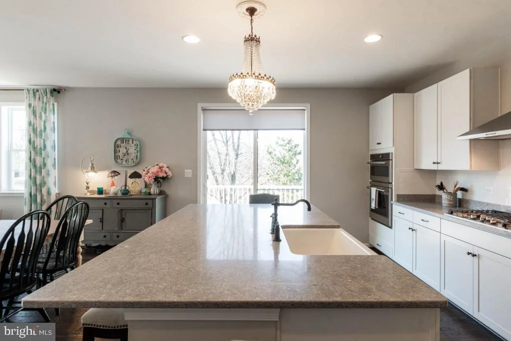 Photo of 1504 TOUCHARD DRIVE