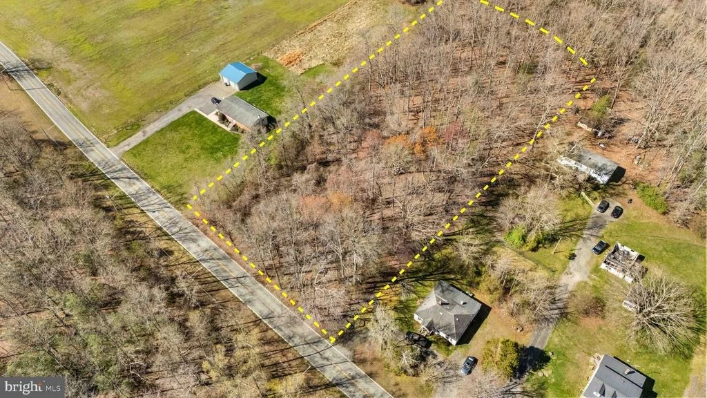 Photo of 17005 HORSEHEAD ROAD