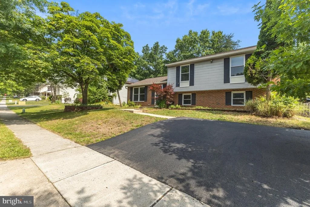 Photo of 3040 SCHUBERT DRIVE