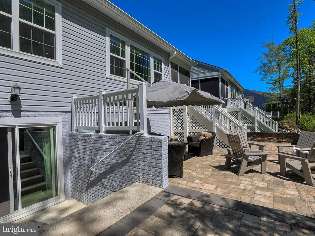 Photo of 18117 WEAVERS MILL LANE