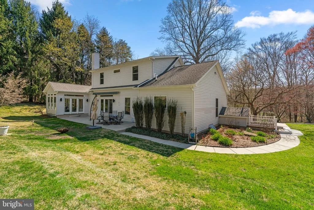 Photo of 3160 SANDY HOOK ROAD