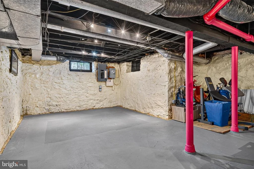 Photo of 322 SAINT DUNSTANS ROAD