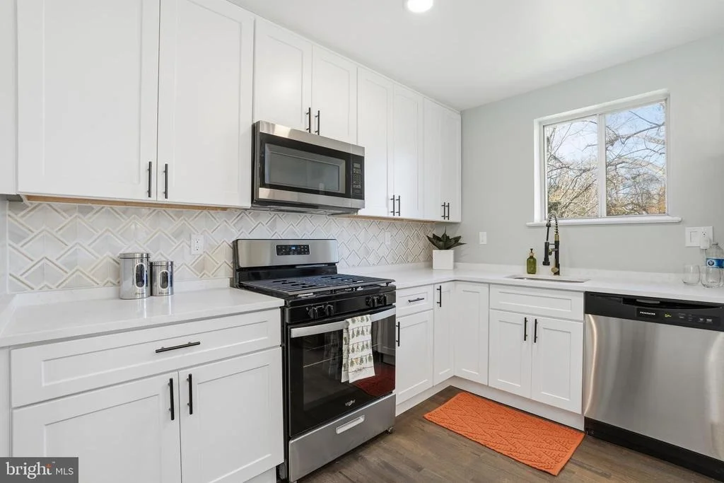 Photo of 1802 CLAYTON DRIVE