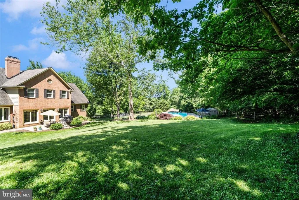Photo of 6742 DEER SPRING LANE
