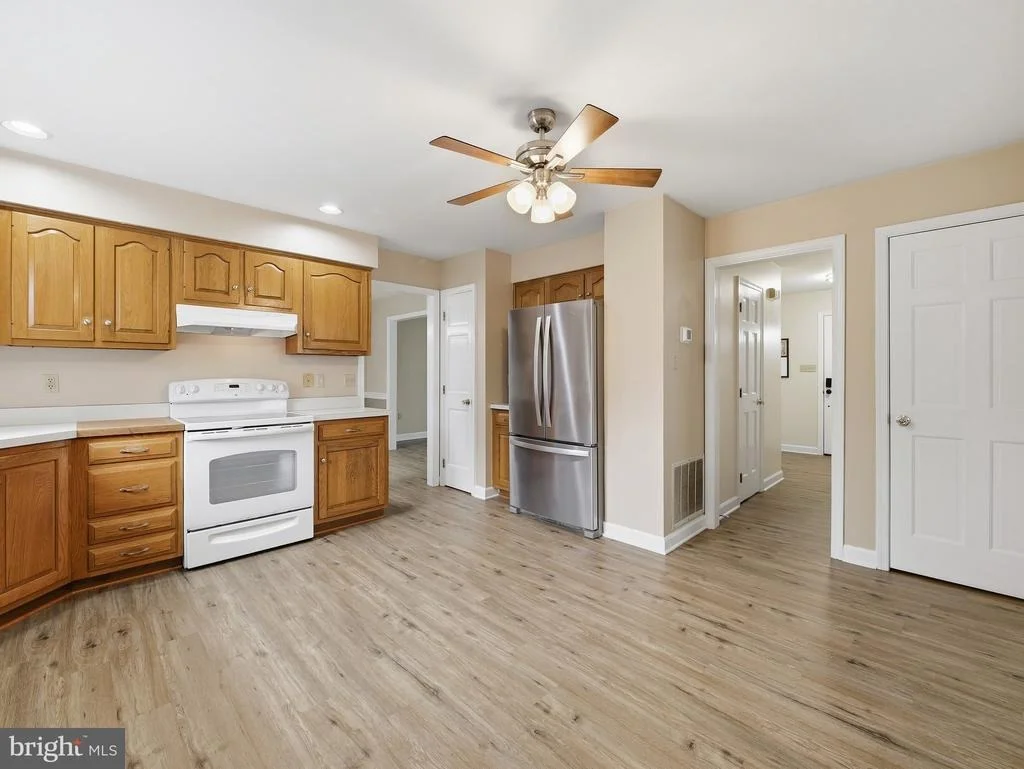 Photo of 123 SHERRIS WAY