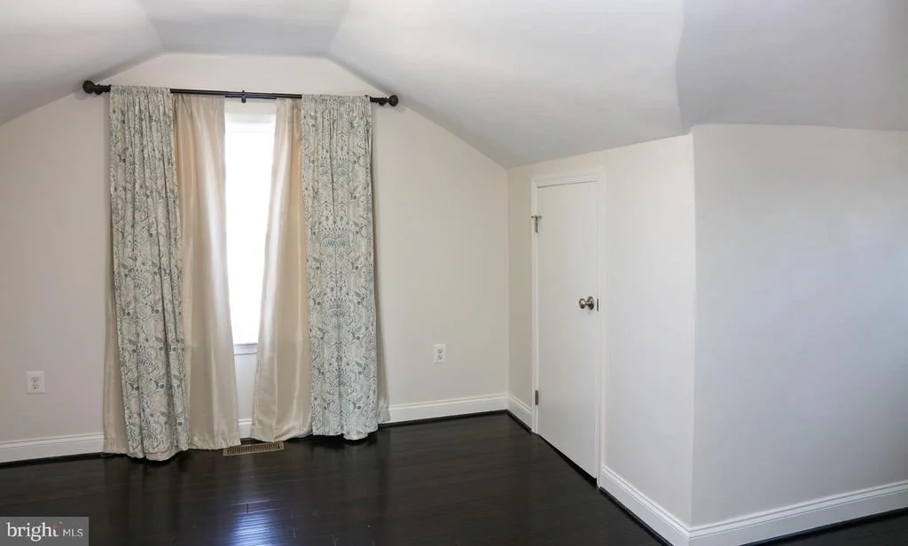 Photo of 6846 BALTIMORE ANNAPOLIS BOULEVARD