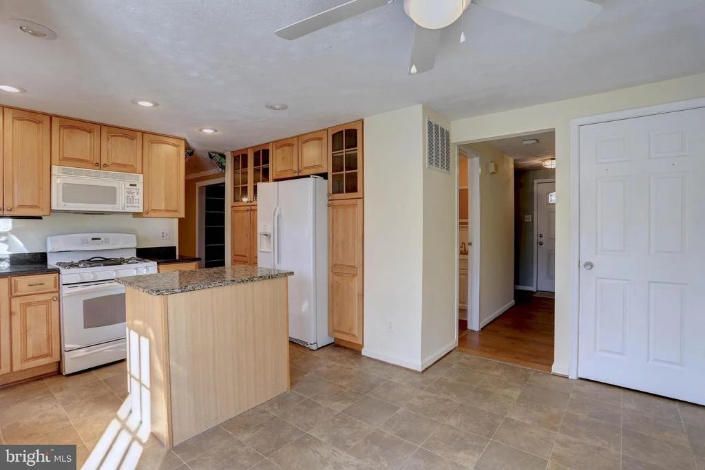 Photo of 7010 MACBETH WAY