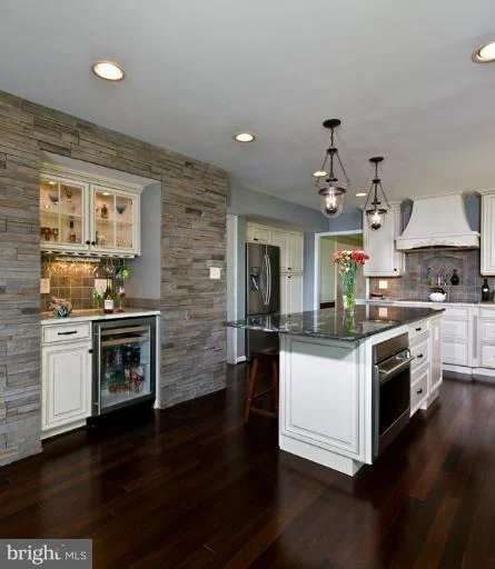 Photo of 6840 COMPTON HEIGHTS CIRCLE