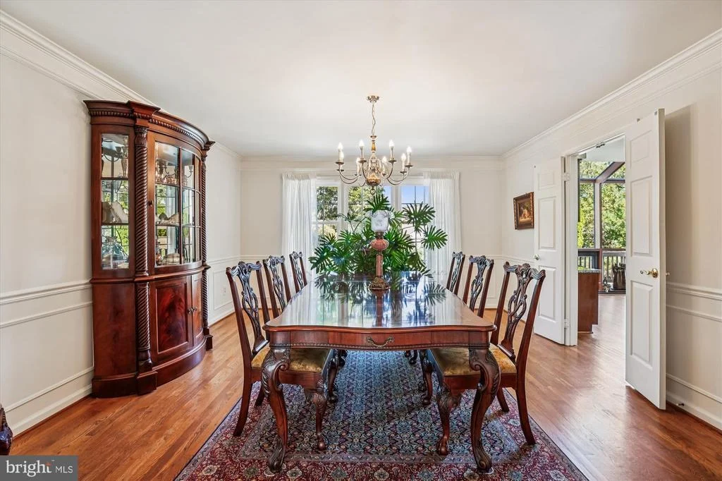 Photo of 9537 FOX HOLLOW