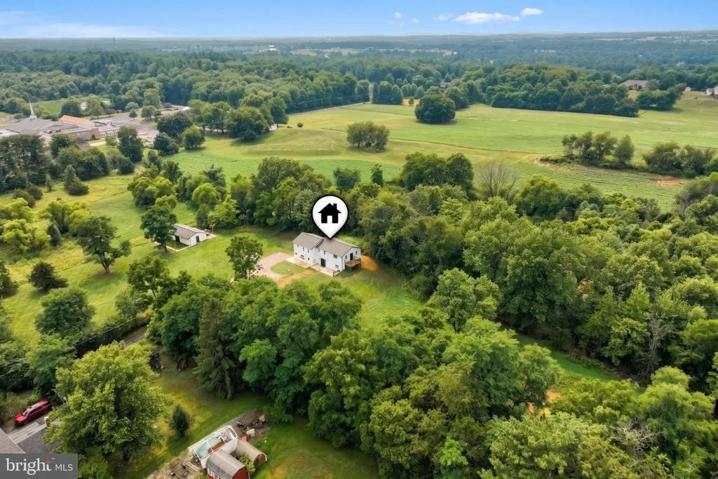 Photo of 1001 FREDERICK PIKE