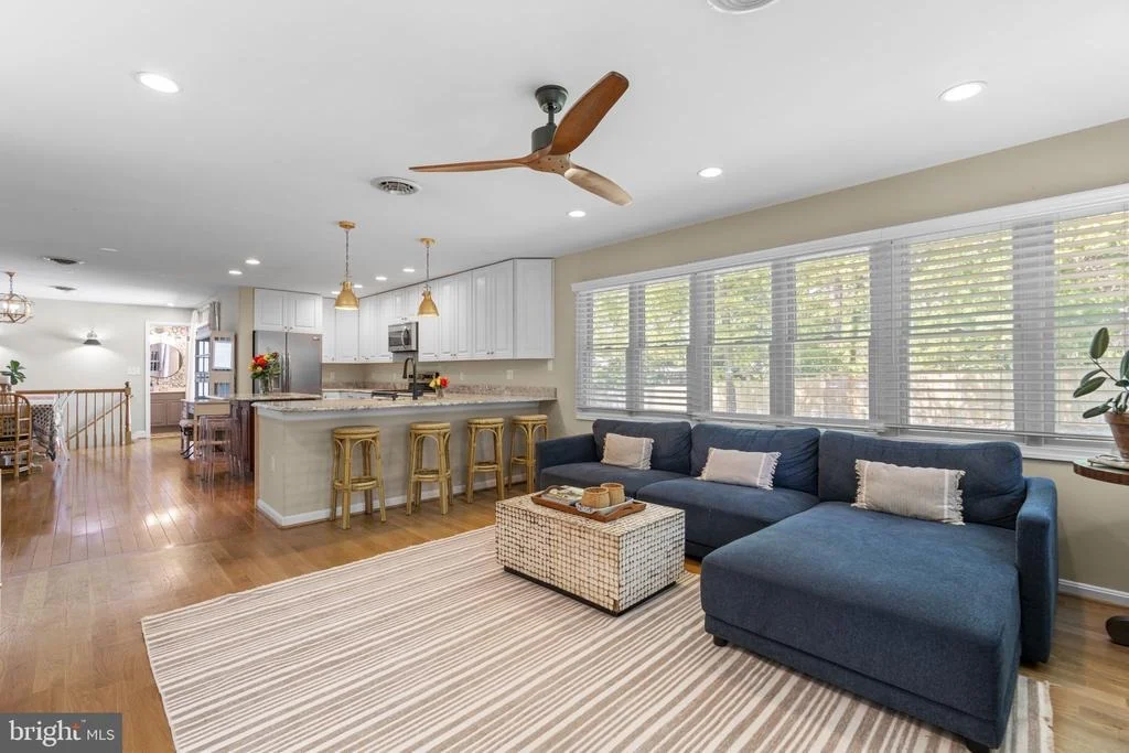 Photo of 52 SUNSET DRIVE
