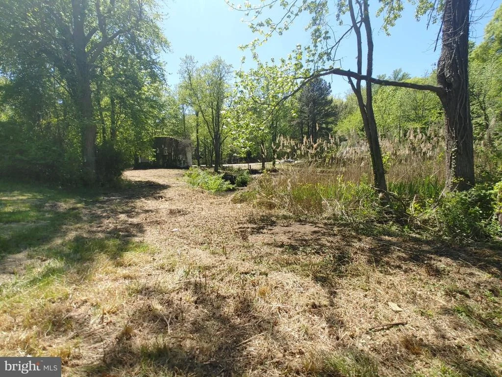 Photo of 4180 SHOREHAM BEACH ROAD