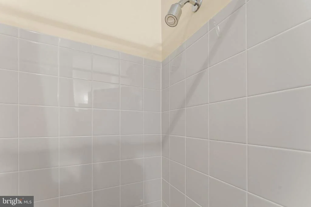 Photo of 5777 WATERLOO BRIDGE CIRCLE