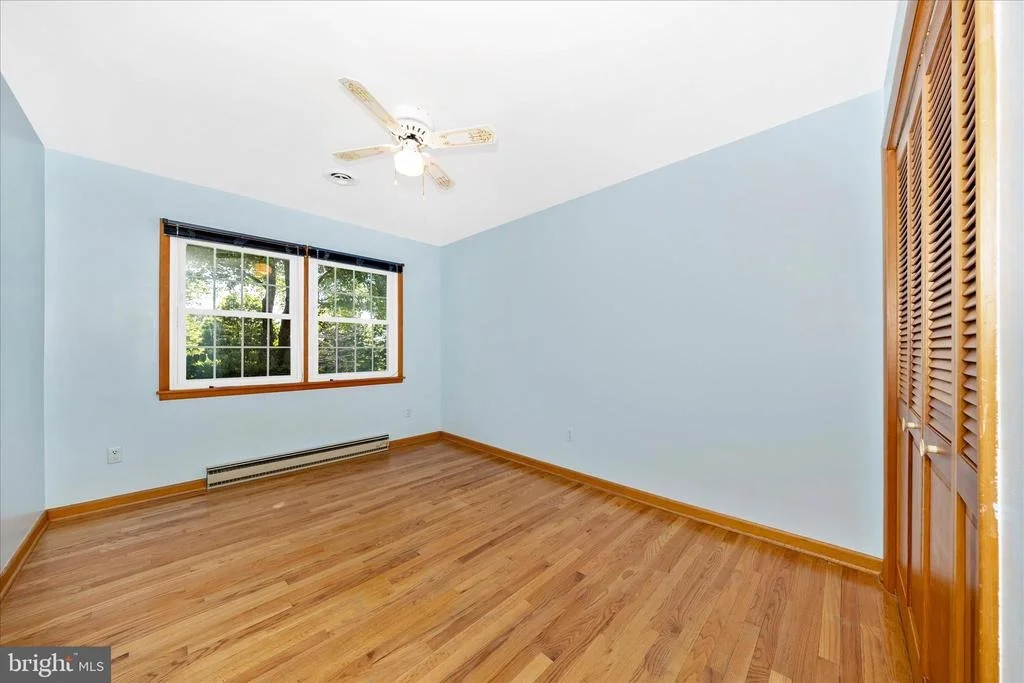 Photo of 5411 JEFFERSON BOULEVARD