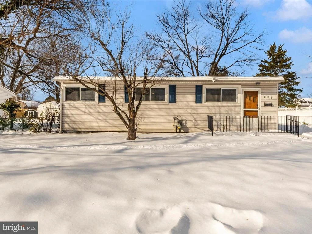 Photo of 492 BRUCE AVENUE