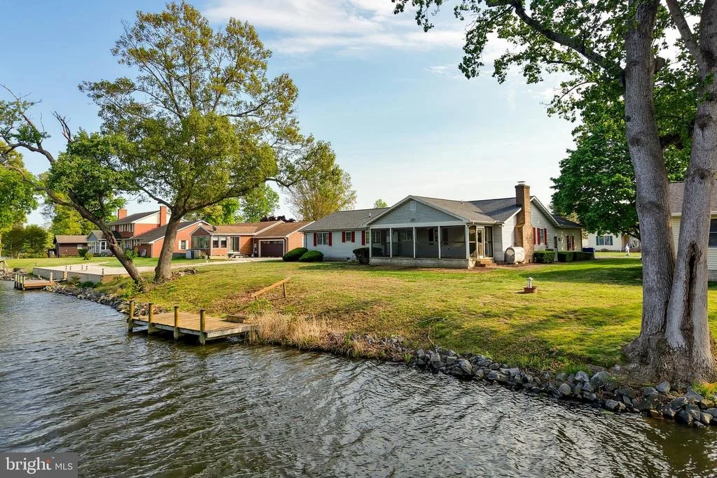 Photo of 30455 E MILL RUN