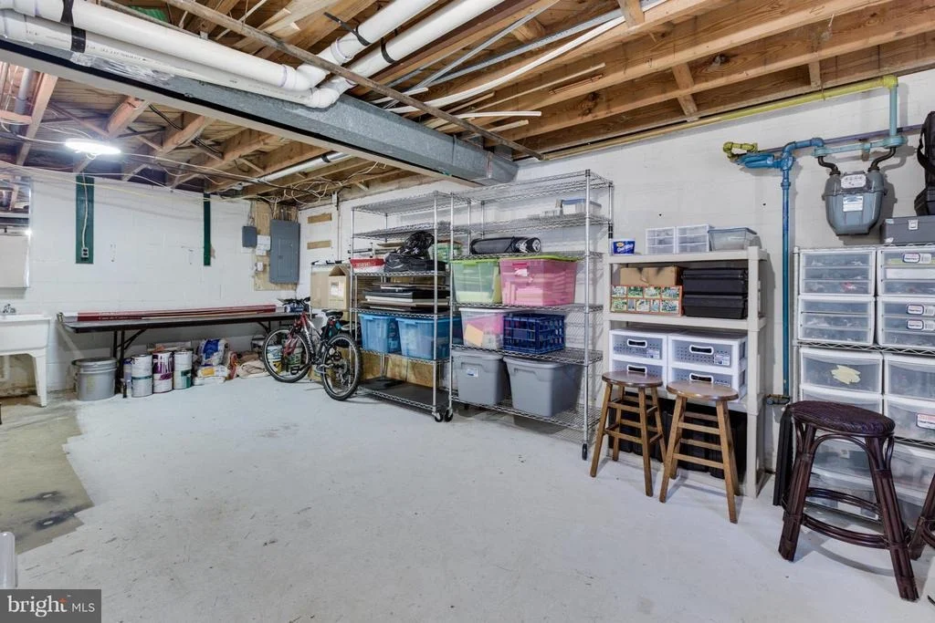 Photo of 6924 VANCOUVER ROAD