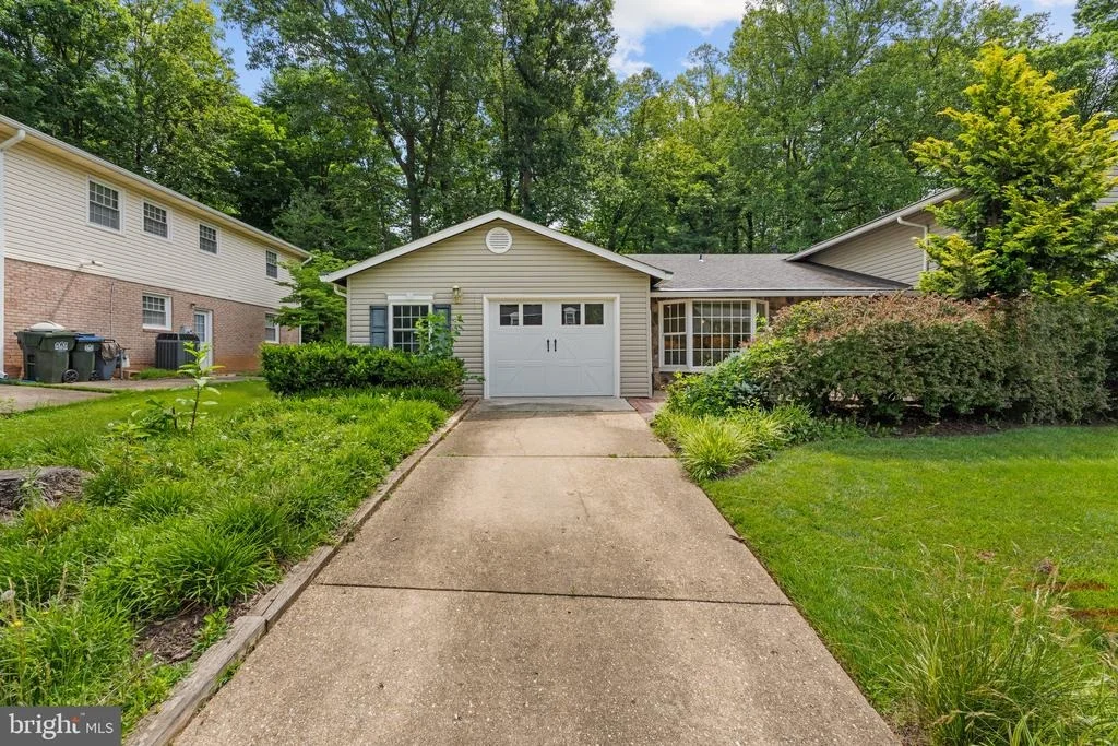 Photo of 5015 GADSEN DRIVE