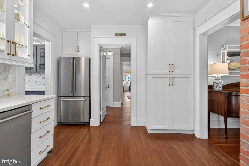 Photo of 829 SAVANNAH ROAD