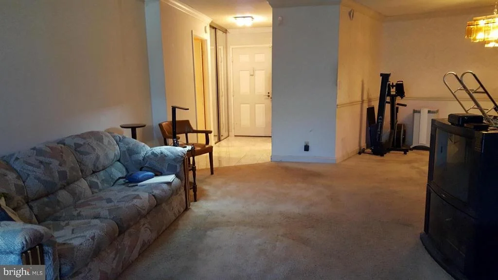 Photo of Unit 511 at 5904 MOUNT EAGLE DRIVE