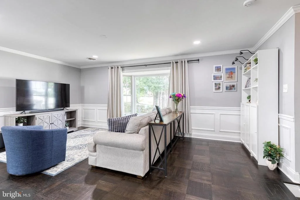Photo of 5820 HERON DRIVE