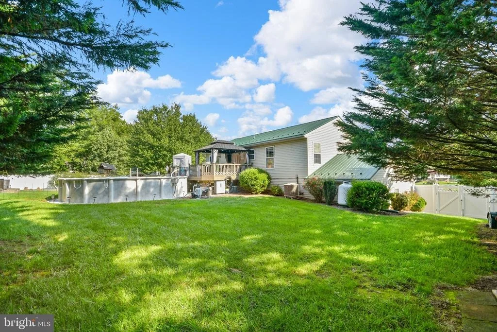 Photo of 16902 READING DRIVE
