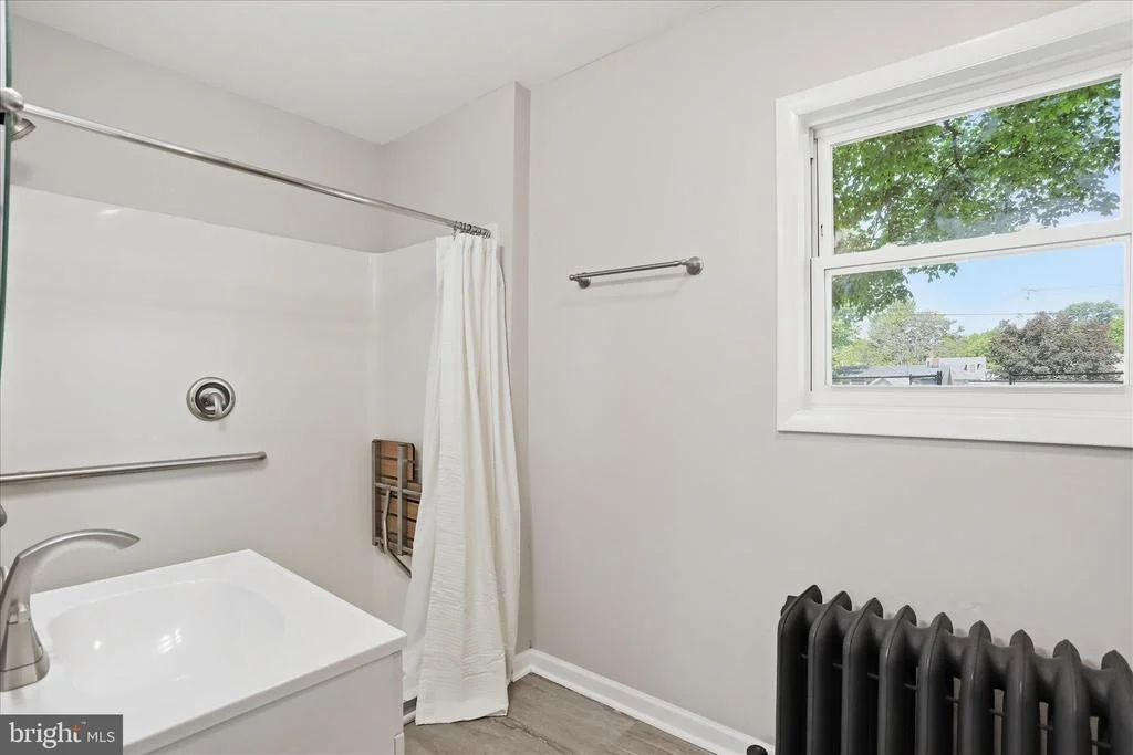 Photo of 819 SUMMIT AVENUE