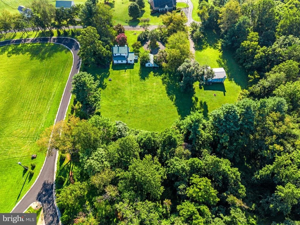 Photo of 4400 SCOTTS ROAD