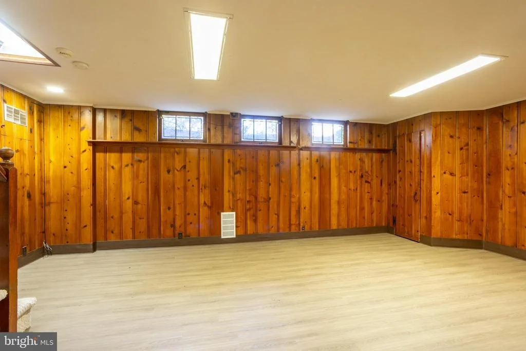 Photo of 3306 LABYRINTH ROAD